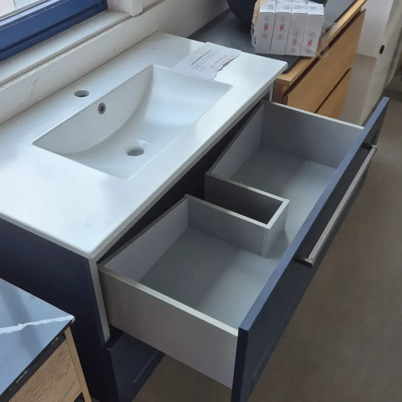 OUTLET: Scala Bad Como 90 cm Baderomsmøbel Matt Blå - Utstilling