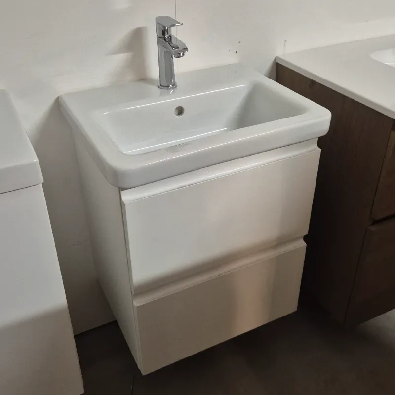 OUTLET: Quadro Bad City 50 cm Baderomsmøbel Matt Hvit - Utstilling