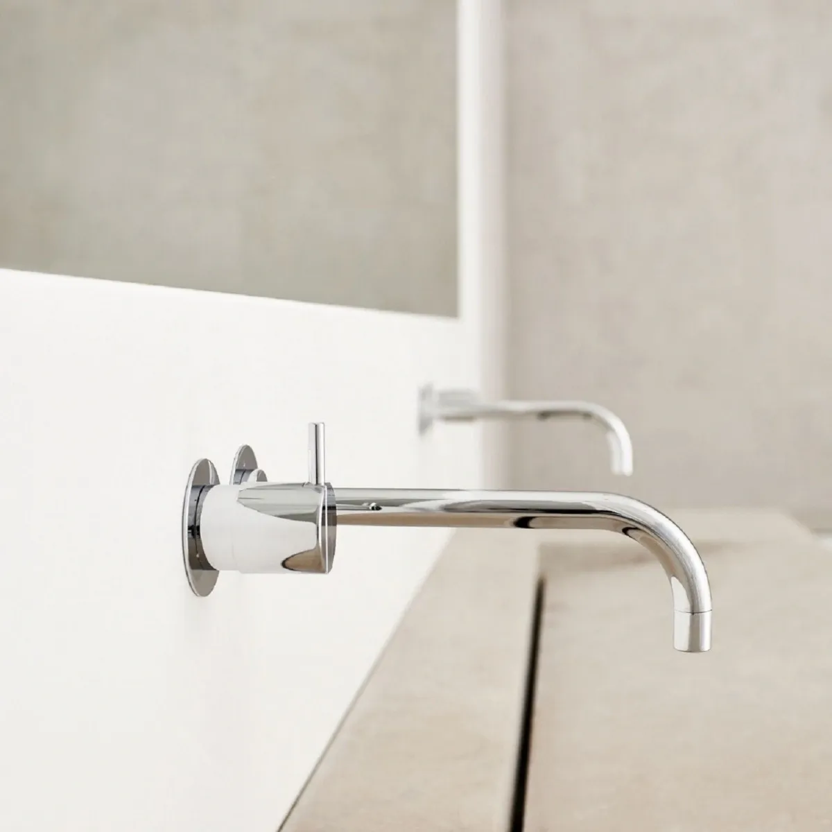 Vola 111 1-greps Innebygd Servantbatteri med 16 cm tut