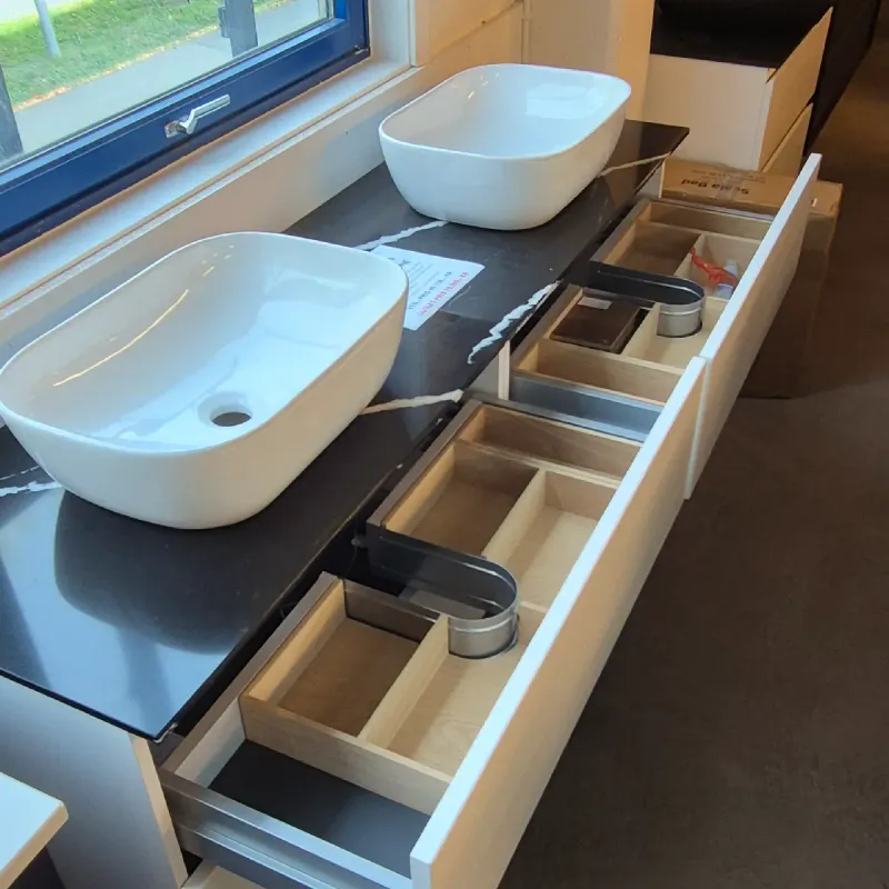 OUTLET: Dansani Inzo 160 cm baderomsmøbel og servanter hvit