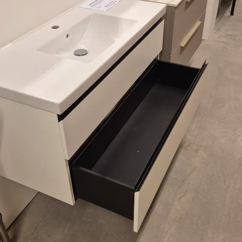 OUTLET: INR Viskan Grip 100 cm Baderomsmøbel Hvit - Utstilling