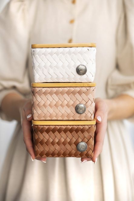 Hovedbilde Handed By Kurv square Hvit mini med bambuslokk